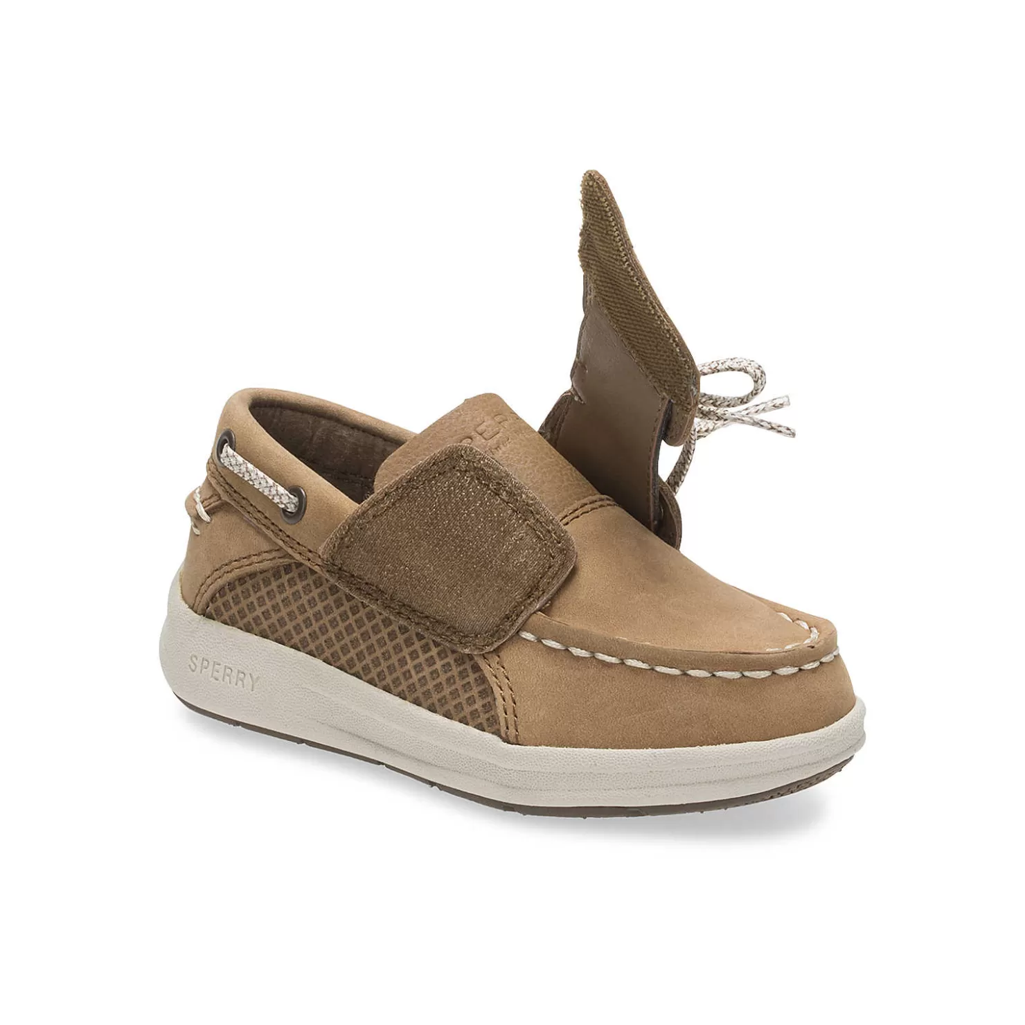 Boat Shoes | Little Kid (sizes 1-10) | Sperry Little Kid's Gamefish Junior Boat Shoe Dark Tan